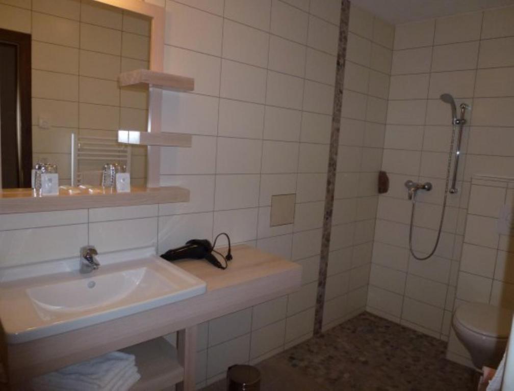 Les Remparts De Bergheim Apartamento Habitación foto