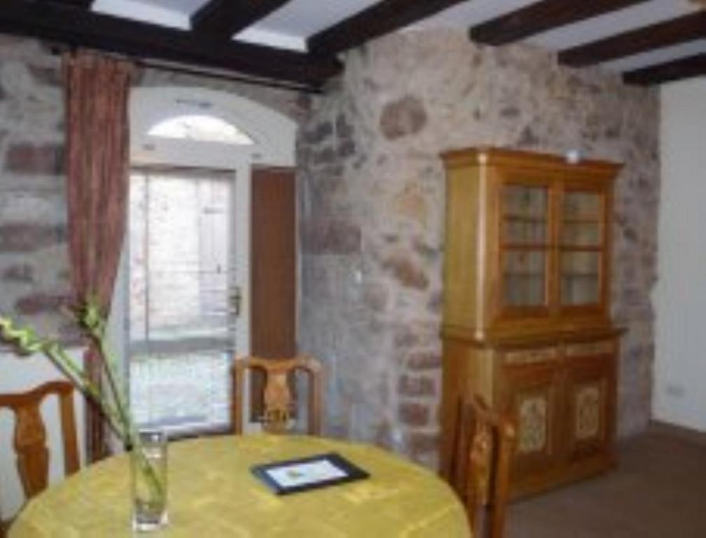 Les Remparts De Bergheim Apartamento Habitación foto